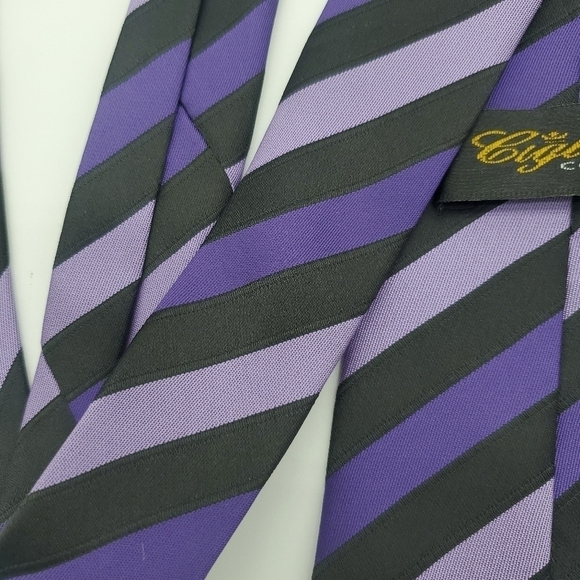 Men's Formal Business Tie, Purple and Black Stripe - Picture 6 of 9